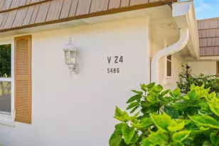 5486 Riverbluff Cir, Sarasota, FL 34231 - Photo 35