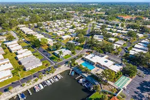 5486 Riverbluff Cir, Sarasota, FL 34231 - Photo 55