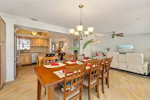 5486 Riverbluff Cir, Sarasota, FL 34231 - Photo 15