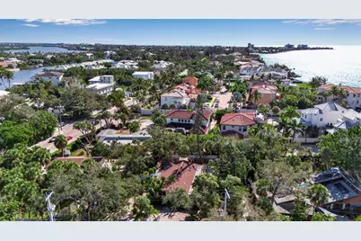 144 Garden Lane, Sarasota, FL 34242 - Photo 13