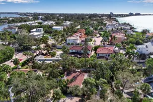 144 Garden Ln, Sarasota, FL 34242 - Photo 13