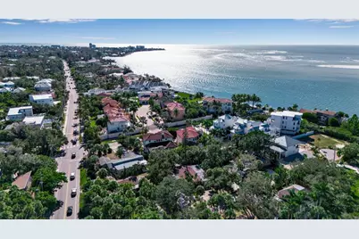 144 Garden Lane, Sarasota, FL 34242 - Photo 15