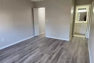 1102 Halton Ct, Sun City Center, FL 33573 - Photo 13