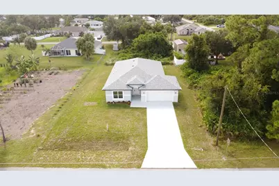 1035 Cragmont Avenue, North Port, FL 34288 - Photo 3