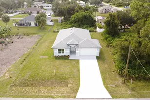 1035 Cragmont Ave, North Port, FL 34288 - Photo 3