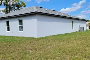 1035 Cragmont Ave, North Port, FL 34288 - Photo 21