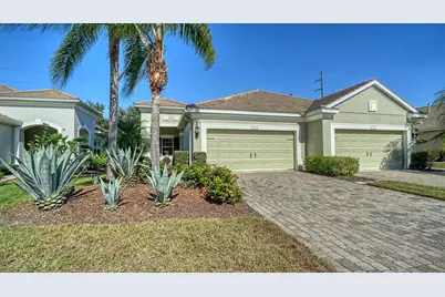 5356 Fairfield Boulevard, Bradenton, FL 34203 - Photo 1
