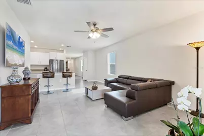 3293 Hilltop Circle, Bradenton, FL 34211 - Photo 5