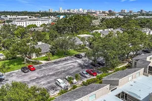 2220 Bahia Vista St, Sarasota, FL 34239 - Photo 39