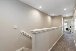 1218 Grantham Dr, Sarasota, FL 34234 - Photo 23