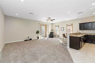 1218 Grantham Dr, Sarasota, FL 34234 - Photo 7