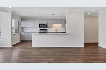 226 Golden Gate Point #32, Sarasota, FL 34236 - Photo 21