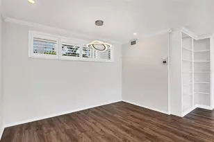 226 Golden Gate Point, Sarasota, FL 34236 - Photo 35