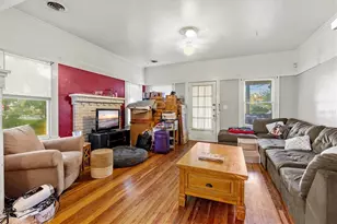 2121 7th Ave W, Bradenton, FL 34205 - Photo 7