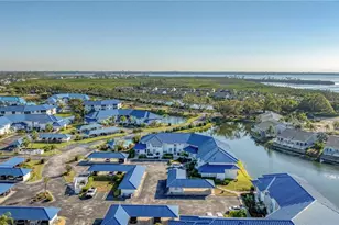 983 Sandpiper Cir, Bradenton, FL 34209 - Photo 31