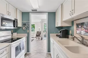 983 Sandpiper Cir, Bradenton, FL 34209 - Photo 13