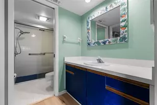 6061 Fairway Ln, Bradenton, FL 34210 - Photo 23