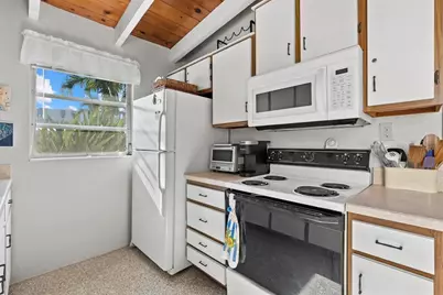 6006 Midnight Pass Road #11, Sarasota, FL 34242 - Photo 9