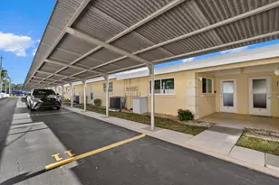 6006 Midnight Pass Rd, Sarasota, FL 34242 - Photo 3