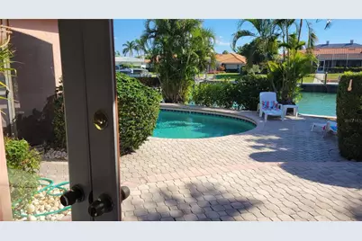 638 S Owl Drive, Sarasota, FL 34236 - Photo 17