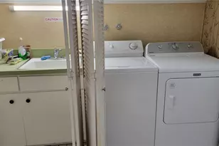 638 S Owl Dr, Sarasota, FL 34236 - Photo 25