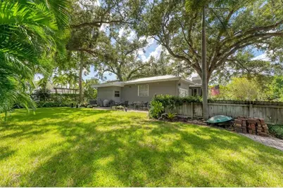 401 28th Street W, Bradenton, FL 34205 - Photo 31
