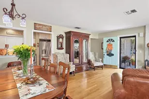 401 28th St W, Bradenton, FL 34205 - Photo 11