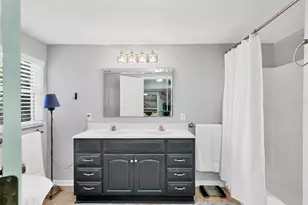 401 28th St W, Bradenton, FL 34205 - Photo 21