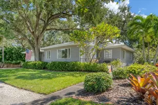 401 28th St W, Bradenton, FL 34205 - Photo 35