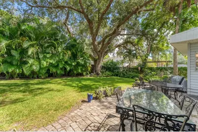 401 28th Street W, Bradenton, FL 34205 - Photo 29