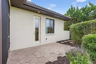 4237 Palacio Dr, Sarasota, FL 34238 - Photo 57