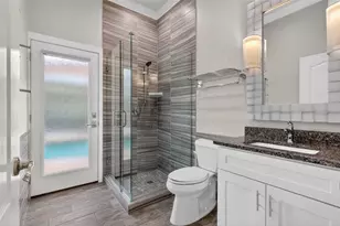 4237 Palacio Dr, Sarasota, FL 34238 - Photo 9