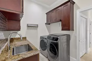 4237 Palacio Dr, Sarasota, FL 34238 - Photo 51