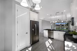 5197 Barnett Cir, Lakewood Ranch, FL 34211 - Photo 9