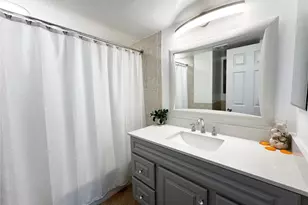 1100 E Bay Dr, Largo, FL 33770 - Photo 17