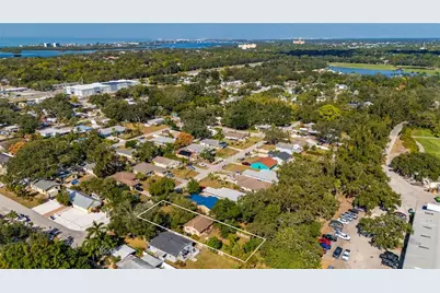 216 Glenwood Avenue, Osprey, FL 34229 - Photo 37