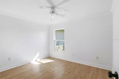 3660 Kingston Boulevard, Sarasota, FL 34238 - Photo 19