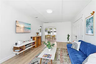 3011 6th St, Sarasota, FL 34237 - Photo 7