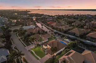 4721 Mainsail Dr, Bradenton, FL 34208 - Photo 1