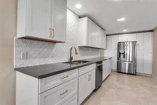 5757 Gulf of Mexico Dr, Longboat Key, FL 34228 - Photo 7