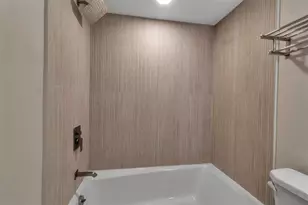 5757 Gulf of Mexico Dr, Longboat Key, FL 34228 - Photo 23