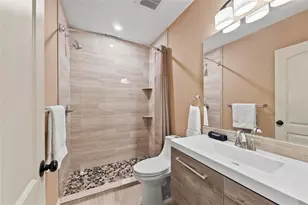 941 Virginia Dr, Sarasota, FL 34234 - Photo 85