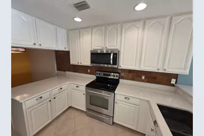 7070 Key Haven Road #402, Seminole, FL 33777 - Photo 9