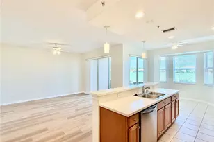 819 Fairwaycove Ln, Bradenton, FL 34212 - Photo 11