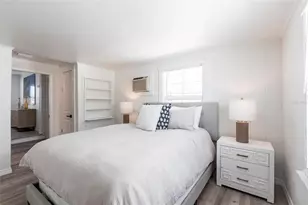 640 Broadway St, Longboat Key, FL 34228 - Photo 13
