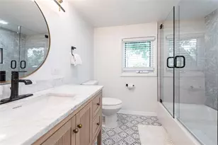 640 Broadway St, Longboat Key, FL 34228 - Photo 23