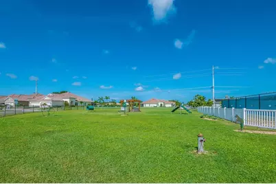 7108 Playa Bella Drive, Bradenton, FL 34209 - Photo 25