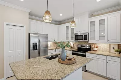 7108 Playa Bella Drive, Bradenton, FL 34209 - Photo 11