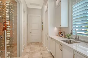 5005 Gulf of Mexico Dr, Longboat Key, FL 34228 - Photo 17