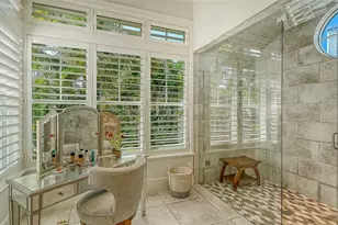 5005 Gulf of Mexico Dr, Longboat Key, FL 34228 - Photo 27